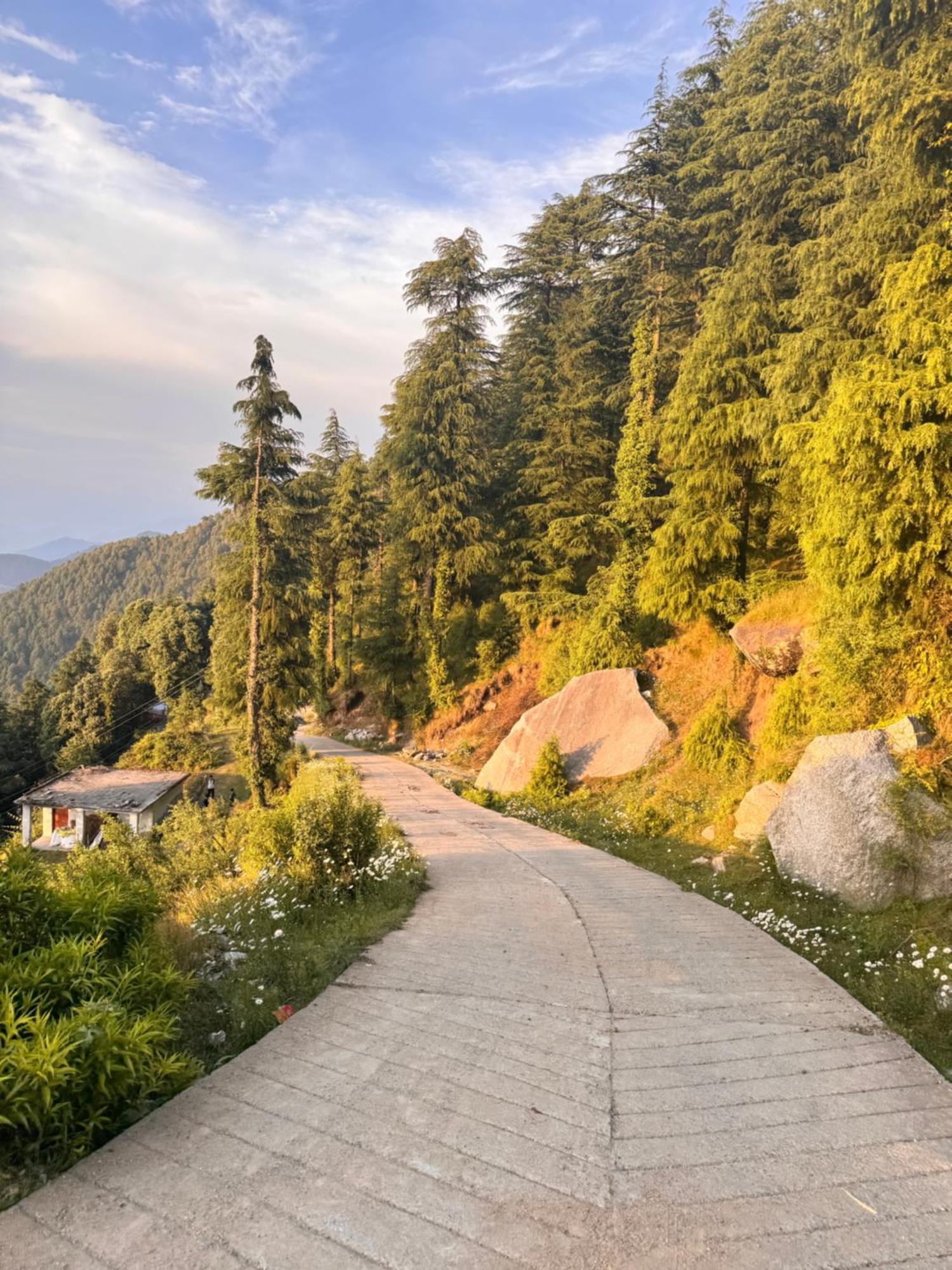 Aditya Homestay Dalhousie Exterior foto