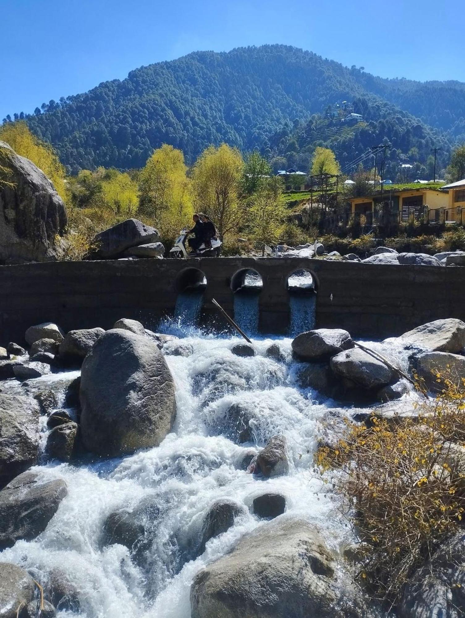 Aditya Homestay Dalhousie Exterior foto