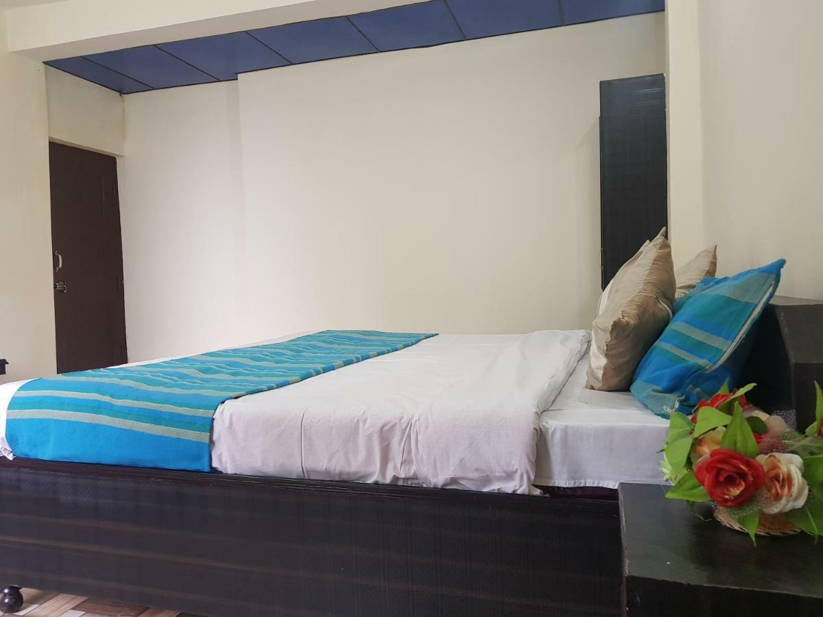Aditya Homestay Dalhousie Exterior foto